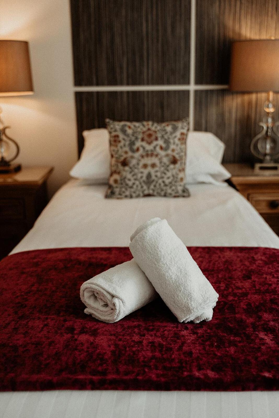 The Wilson Arms Bed & Breakfast Torver Oda fotoğraf